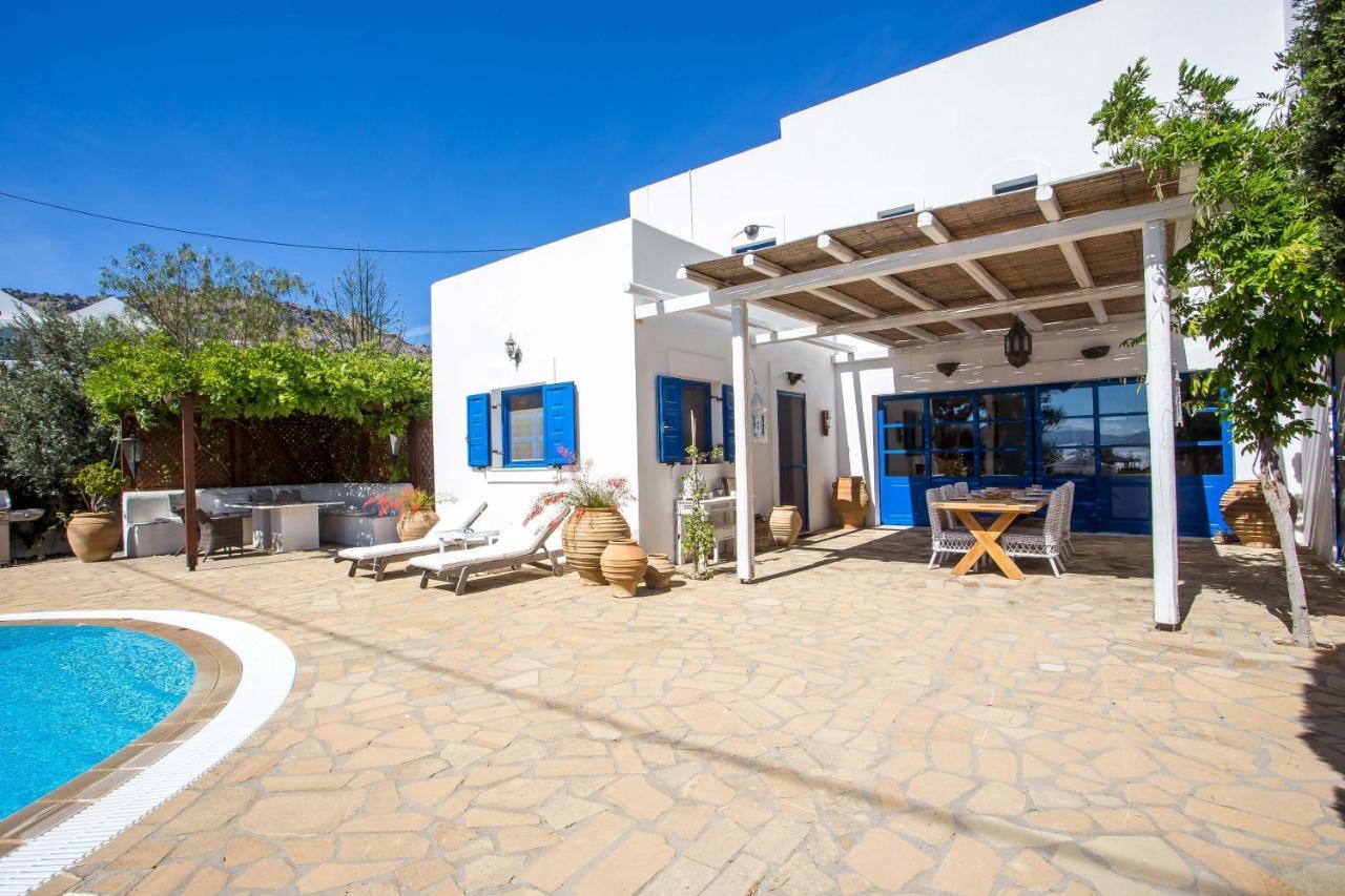 Villa Blue Sapphire Pefki  외부 사진